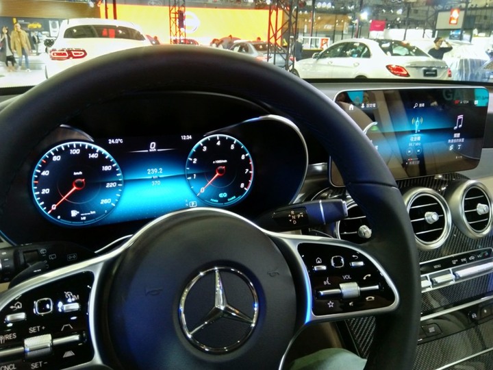 車展看New GLC X3和XC60