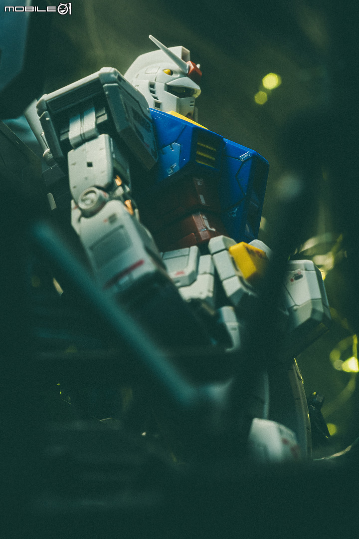 鋼彈 40週年 來組一支MG鋼彈來玩玩 ！MG RX-78-2 GUNDAM Ver.3.0