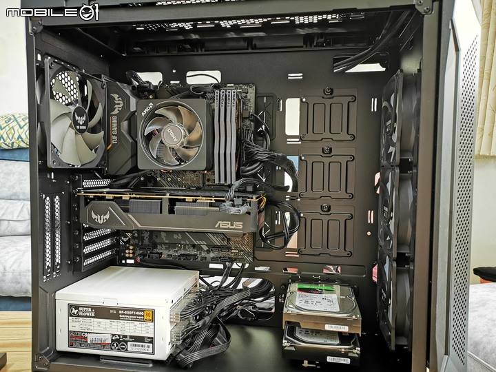 [開箱] ASUS TUF GAMNIG X570-PLUS 信仰機，內外兼俱的工作利器