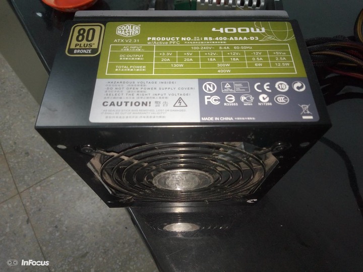 電源供應器一顆IC爆掉了！