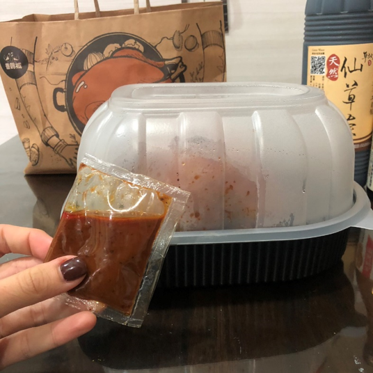 終於吃到大名鼎鼎的香雞城了 多汁雞皮超下酒
