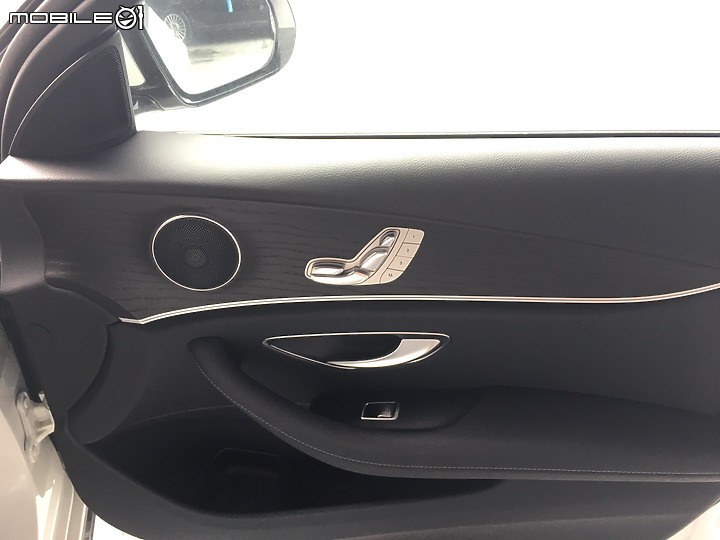 點我看大圖 簡易開箱19/19 W213 E200 AVA