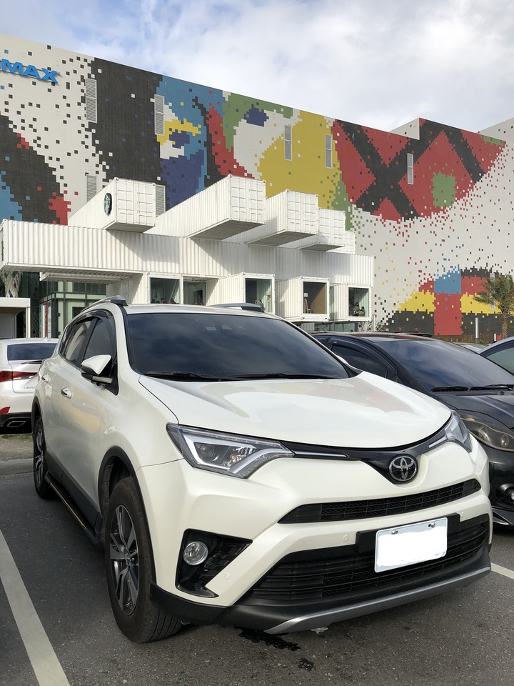 2017年式 RAV4 2.0尊爵版，打造屬於自己的客製化特仕車