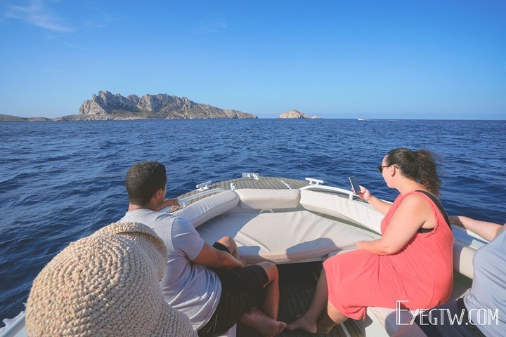 南法｜馬賽Marseille｜Calanques de Marseille卡朗格國家公園｜峽灣健行｜隱密的美麗沙灘