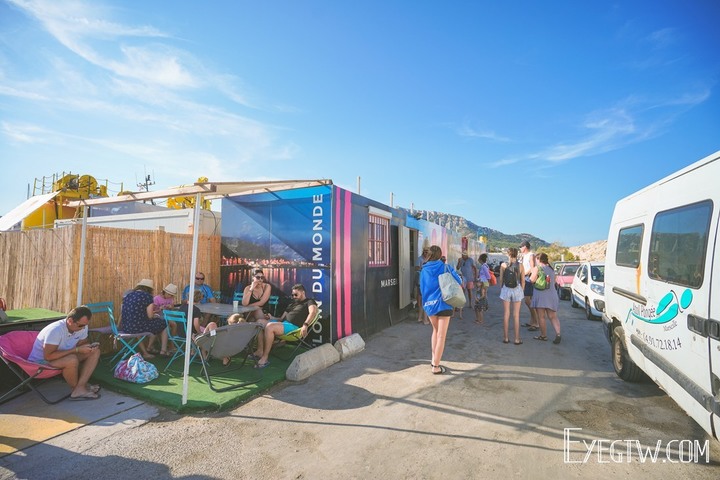 南法｜馬賽Marseille｜Calanques de Marseille卡朗格國家公園｜峽灣健行｜隱密的美麗沙灘
