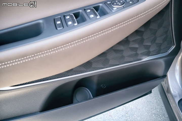 Hyundai Santa Fe 柴油旗艦版試駕;質感升級,空間機能引人入勝!