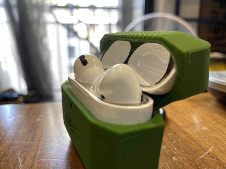 UAG 你確定殼的模子對？