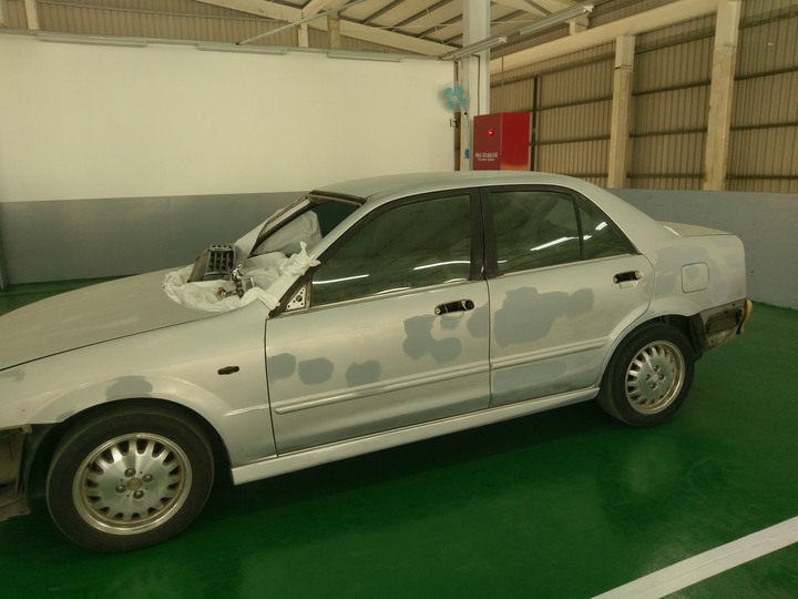 99年 Tierra 1.8 ghia 21歲的生日禮物~（單元２全車鈑烤-原廠篇）