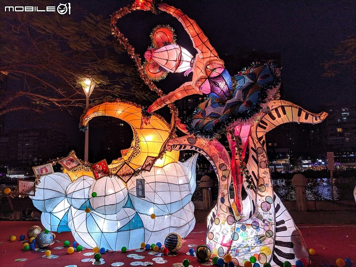 燈會藝術節 高雄市愛河高雄橋至七賢橋兩岸周邊 02/01