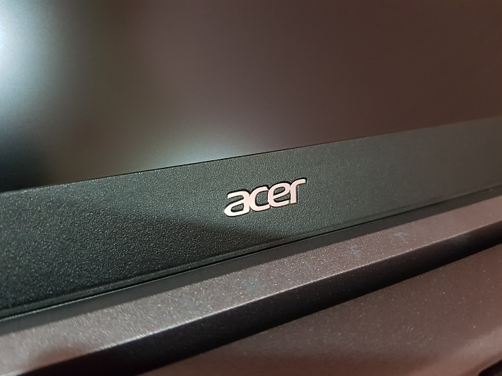【小宅開箱】acer SF314-57G 平價親民文書的好選擇