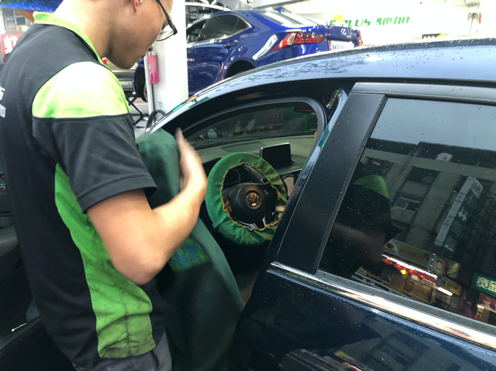 馬三首次外廠更換機油紀錄(馳加)