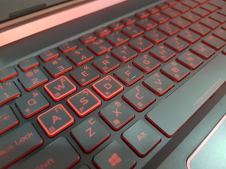 【小宅開箱】【淺聊】acer AN515-54-72UP  平價CPU+入門顯卡