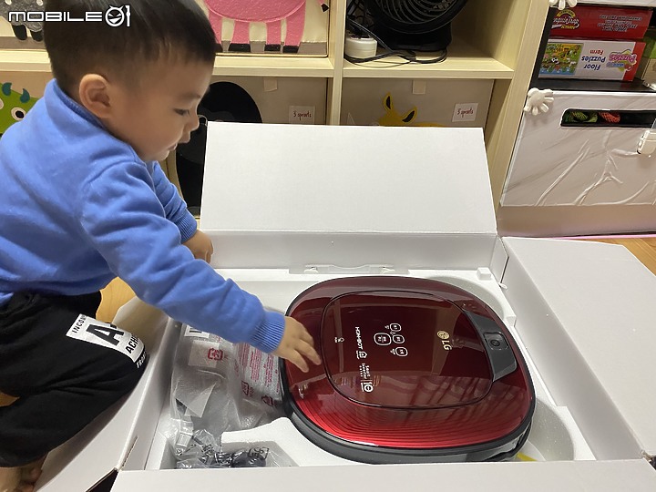 點我看大圖 【試用】LG A9+與濕拖清潔機器人,媽媽的打掃神器與陪玩好幫手。