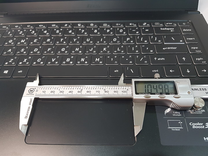【小宅開箱】【簡測】MSI Modern 15 A10M 設計系愛用系列之一
