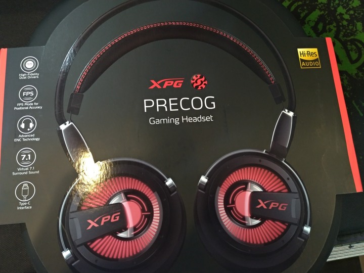 XPG PRECOG-拿來聽音樂也不遜色的電競雙單體耳機(靜電與動圈)