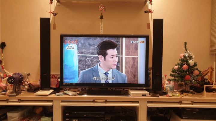 點我看大圖 SAMSUNG UA65RU7400WXZW