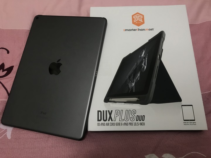 【開箱!】iPad air 3(2019)及STM Dux Shell Duo澳洲軍規防摔殼(藍色)