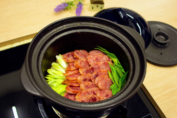 【土鍋炊飯】用日本陶土鍋MIYAWO自己煮臘味香腸飯