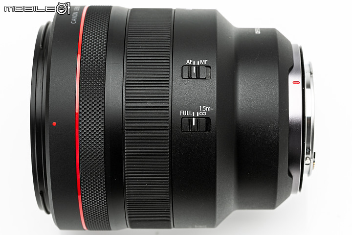 Canon RF 85mm f/1.2L USM DS 極致柔美散景的代表作！