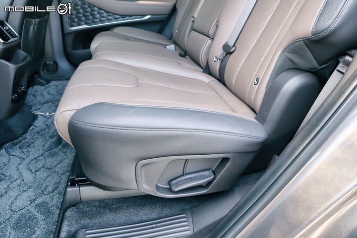 Hyundai Santa Fe 柴油旗艦版試駕;質感升級,空間機能引人入勝!