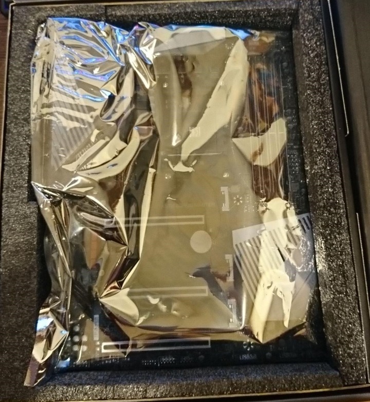 技嘉 X570 AORUS MASTER簡易開箱評測