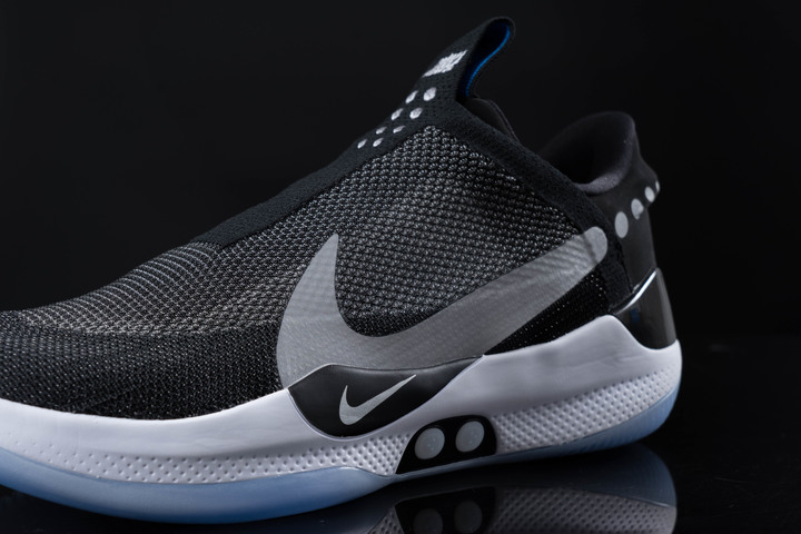 Nike Adapt BB 開箱與科技體驗分享 Adapt BB 2.0 上市前一起了解自動綁鞋帶的籃球鞋！