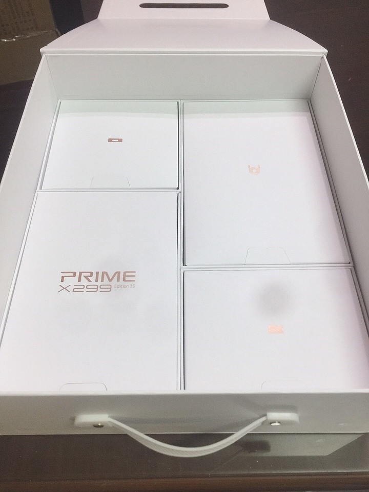 [微微開箱]三十年磨一劍~ASUS PRIME X299 EDITION 30紀念主機板