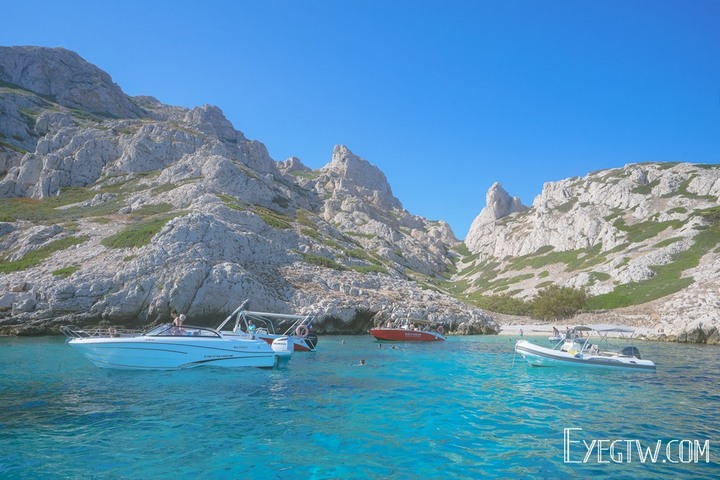 南法｜馬賽Marseille｜Calanques de Marseille卡朗格國家公園｜峽灣健行｜隱密的美麗沙灘