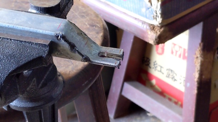 【DIY】把普通滑板車改成電動滑板車
