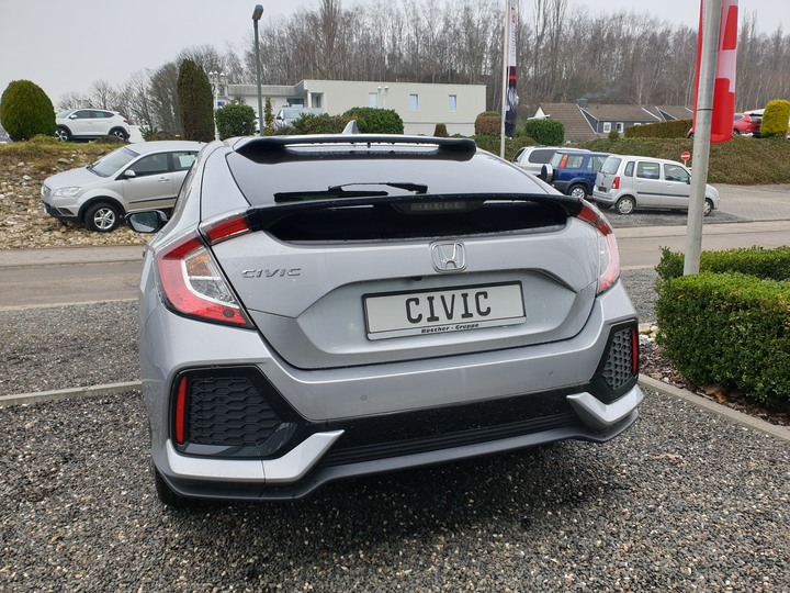 Civic 10th Hatchback微開箱