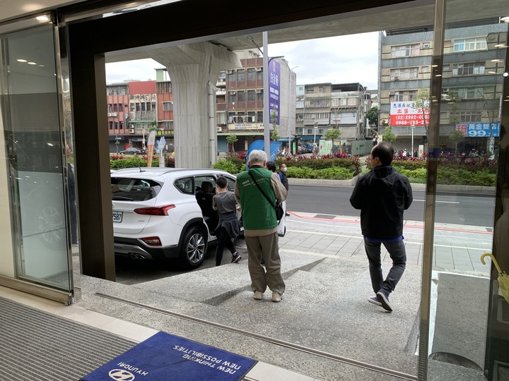 山土匪試乘會,原來山土匪進步這麽多