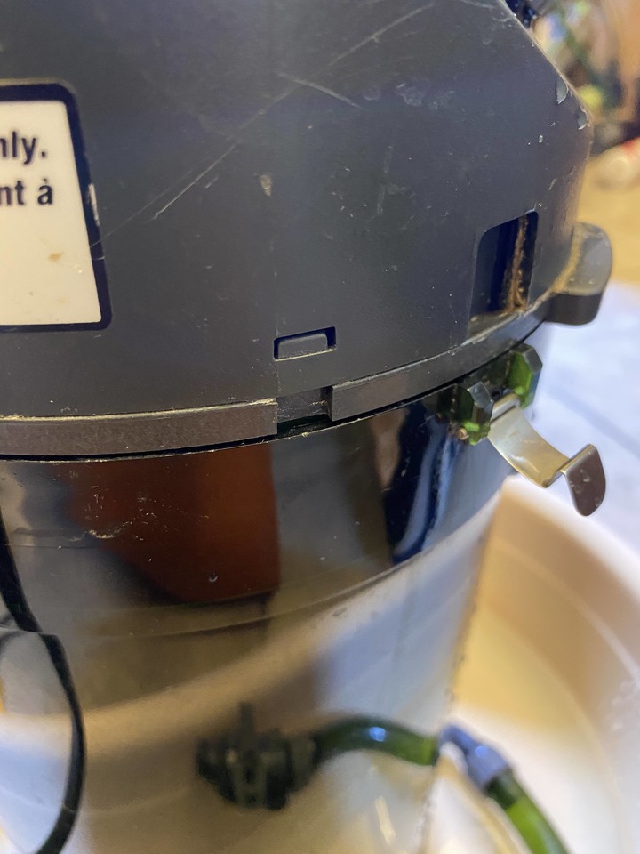 伊罕2215出水口漏水維修記