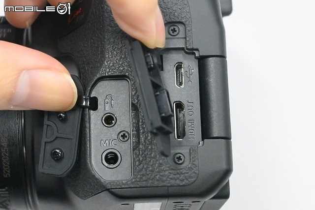 【乳摸】Canon 新鏡 RF 24-105mm IS STM 與入門機「850D」外觀照流出！