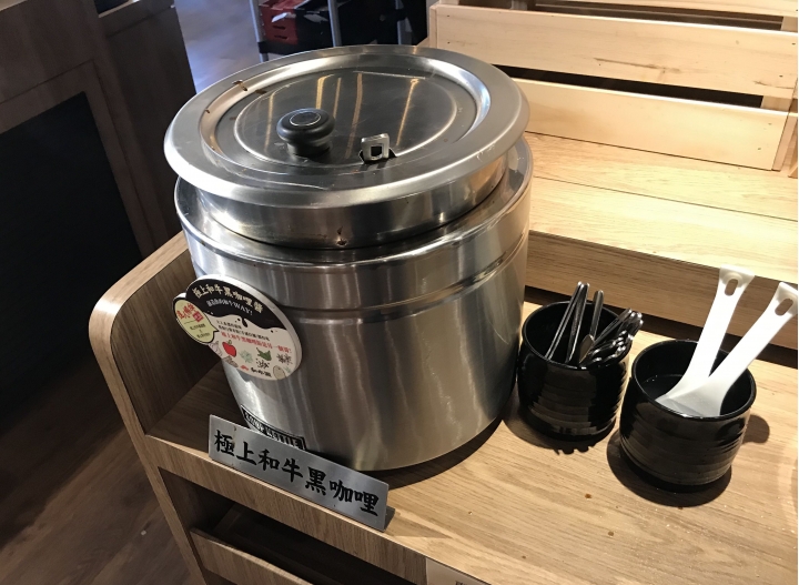 王品和牛涮 日式鍋物放題、台北忠孝東路店、和牛吃到飽、炙燒和牛壽司