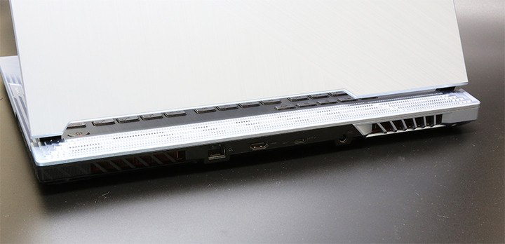 神龍大俠之我要開箱ROG STRIX G