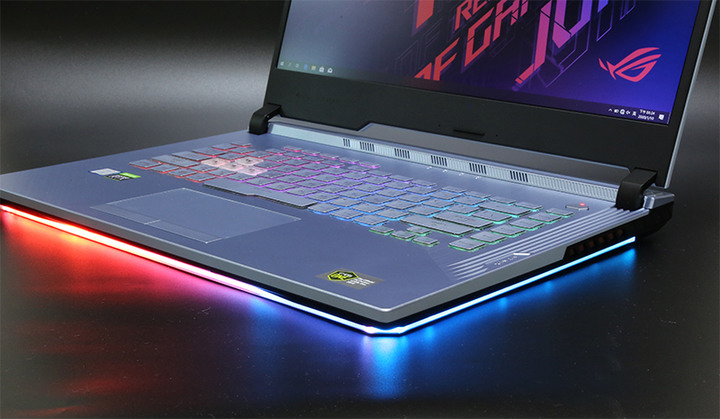 神龍大俠之我要開箱ROG STRIX G