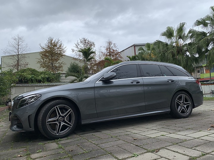 「簡單開箱」19/20 C180T Estate 992淺灰/馬鞍棕內裝旅行車