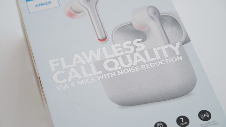 通話超越AirPods？Anker Soundcore Liberty Air 2 真無線藍牙耳機 | 清晰收音、Qi無線充電、APP自訂功能