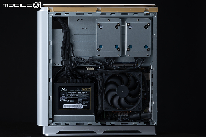 MSI Prestige P100 主機、PS341WU 顯示器 龍魂下的創作者美學！