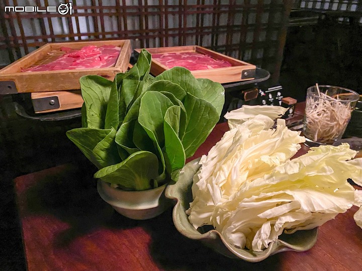 點我看大圖 【台北吃到飽餐廳】中山區。晶華酒店三燔本家高檔壽喜燒吃到飽