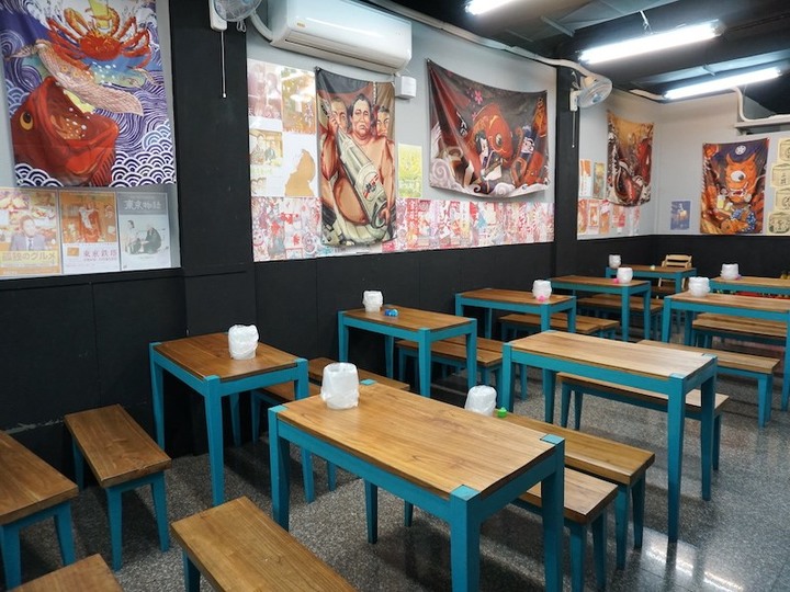 【台中│食記】忠孝夜市最澎派百元海鮮粥，海鮮多到從碗裡跳出來