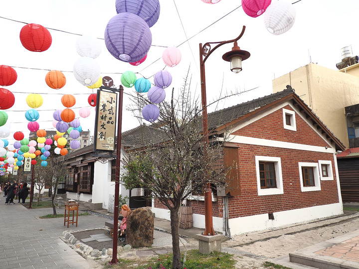 彰化 鹿港 桂花巷藝術村 — 融合日式宿舍與彩繪,好玩又好拍,逛老街以外的另一選擇