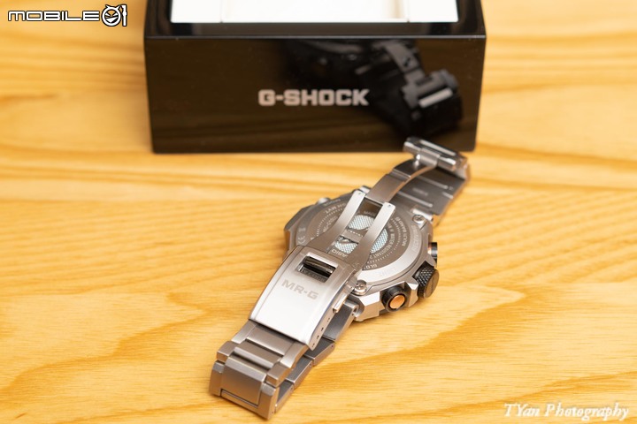 入手卡西欧电子表的G-shock的巅峰系列,MRG-G1000来箱分享!