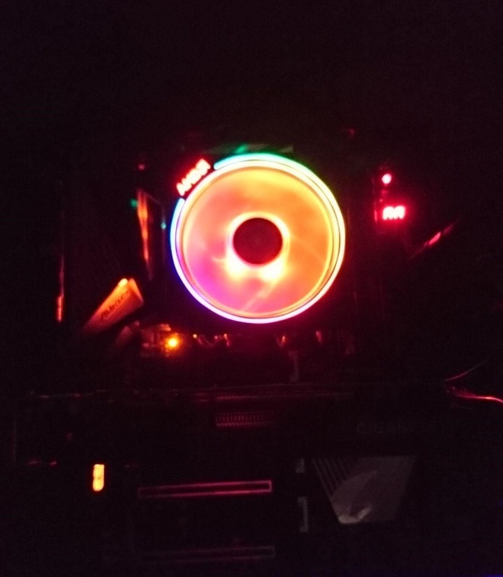 技嘉 X570 AORUS MASTER簡易開箱評測