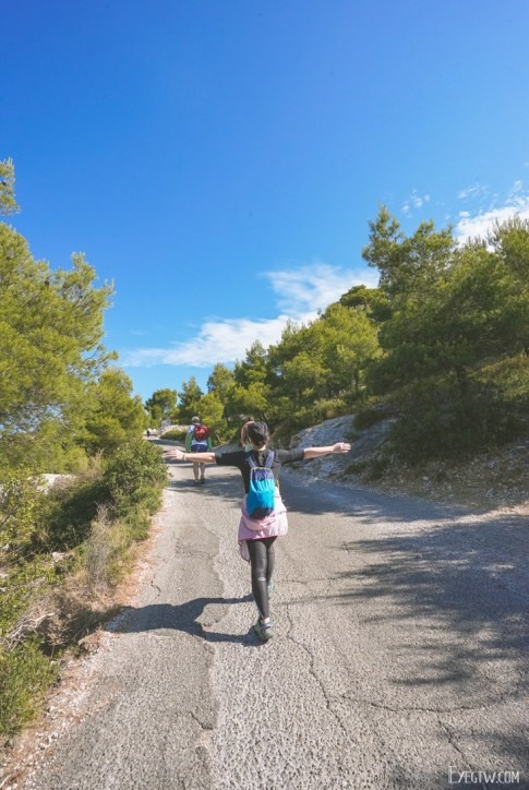南法｜馬賽Marseille｜Calanques de Marseille卡朗格國家公園｜峽灣健行｜隱密的美麗沙灘