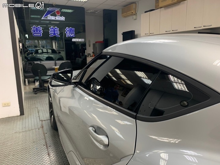 新車 Toyota GR Supra 選用高CP值隔熱紙