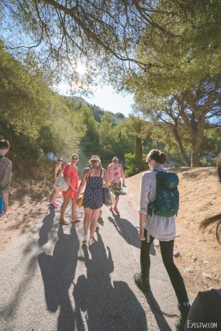南法｜馬賽Marseille｜Calanques de Marseille卡朗格國家公園｜峽灣健行｜隱密的美麗沙灘