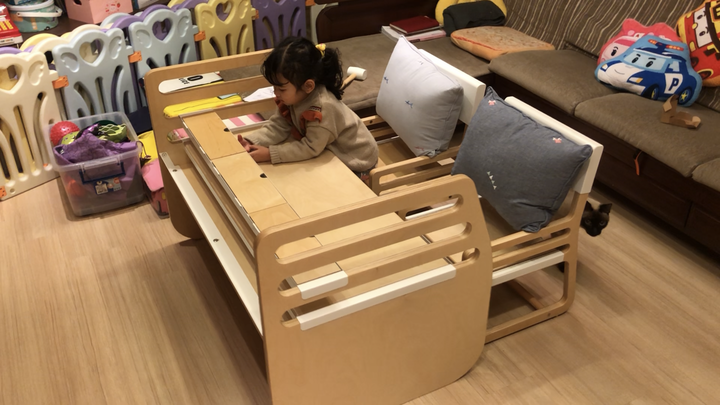 ［開箱］走走家具成長桌椅 gogo furniture