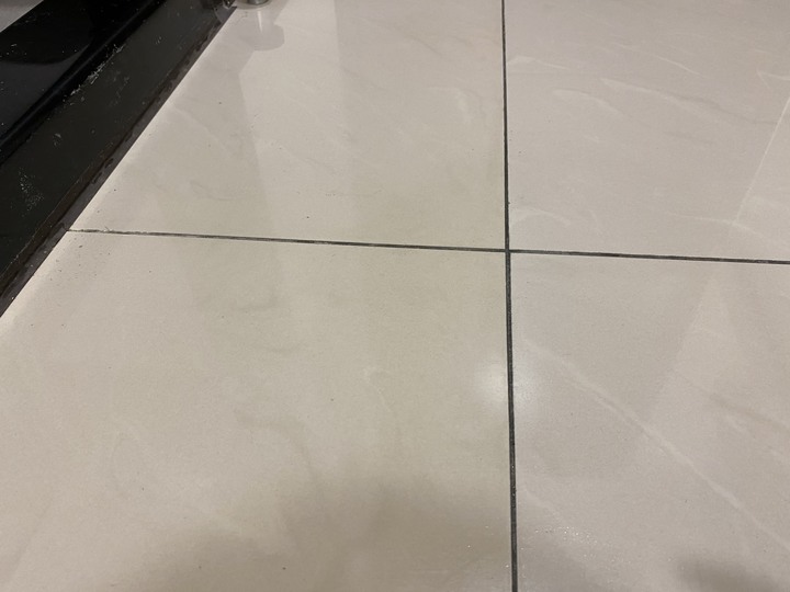 LG VR66930VWNC三眼掃地機器人開箱