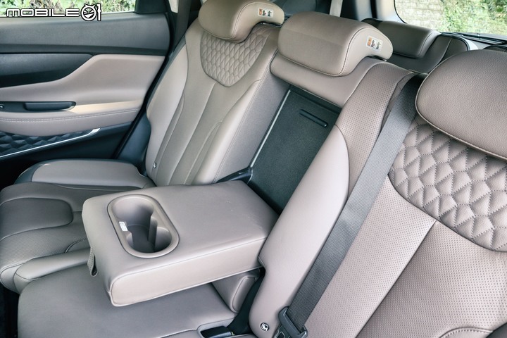 Hyundai Santa Fe 柴油旗艦版試駕;質感升級,空間機能引人入勝!